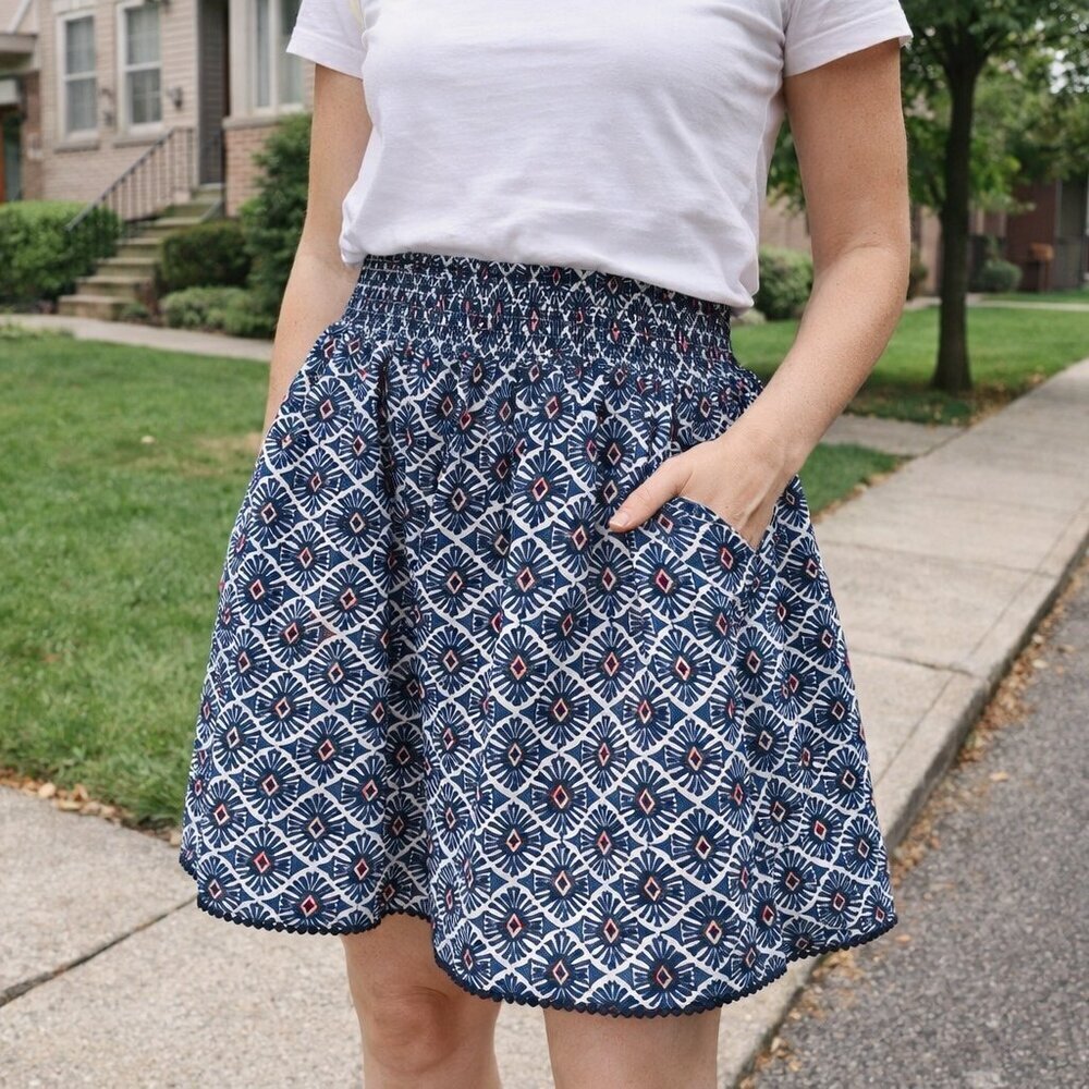 Old Navy NWT Skirt Women’s XS Blue White Printed Elastic Waist Summer Mini